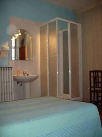 Hostal Bayon León Extérieur photo